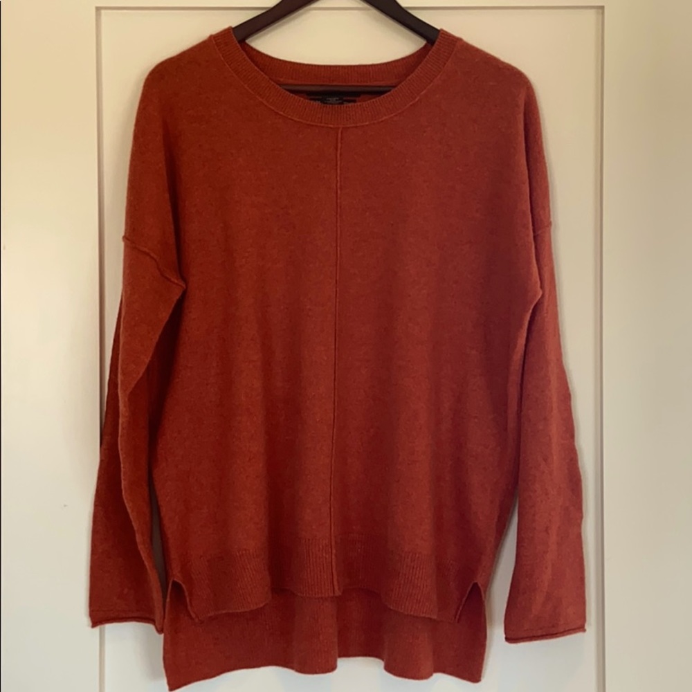 EUC Tahari Pure Luxe Hi/Lo Cashmere